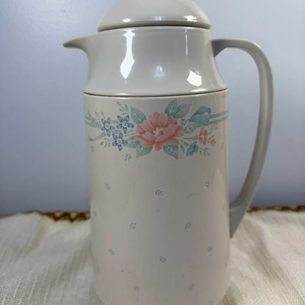 Crown-Corning Thermique 1QT Insulated Carafe